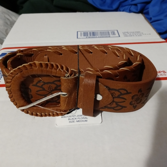 🐎 WALL FLOWER BROWN FLORAL BELT 🏇 - Picture 6 of 11